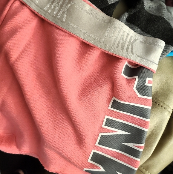 💖 PINK Victoria Secret Shorts. - Picture 6 of 6